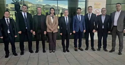Erzincan Sağlık Müdürlüğü Yöneticilerinden Erzurum'daki REDES Toplantısına Katılım