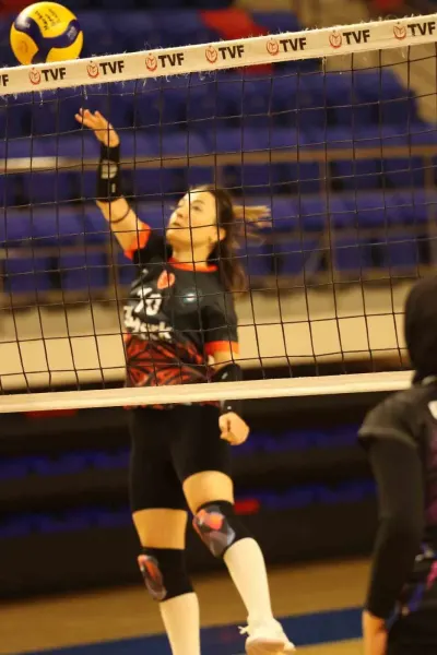 Niğde'de Düzenlenen 4. Kamu Spor Oyunları Voleybol Turnuvasında Şampiyon Belli Oldu