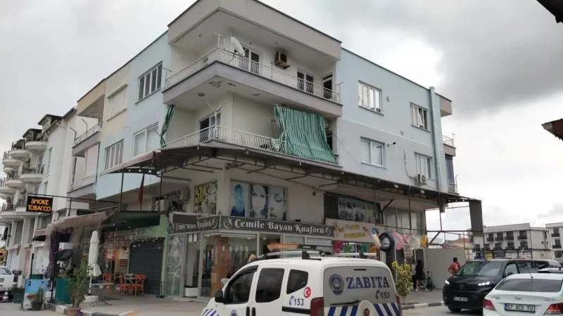 Antalya’da Evinde Hareketsiz Bulunan Hayvansever Kadın Hastanede Hayatını Kaybetti