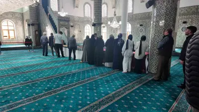 Kütahya Gediz İlçesinde Kutsal Emanetler Vatandaşların Ziyaretine Açıldı