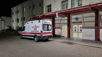 Eskişehir'de Motosiklet ve Otomobil Çarpıştı: Yolcu Ağır Yaralandı