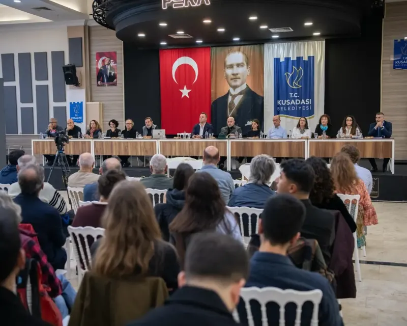 Kuşadası Yeni Hizmet Binası Projesi İçin Akademik Toplantı Düzenlendi