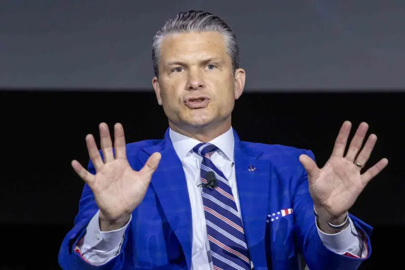 ABD Savunma Bakanı Pete Hegseth Konferansta Protesto Edildi