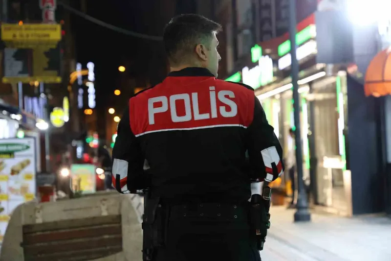 Elazığ'da Köfteciler Sokağı'nda Geniş Çaplı Asayiş ve Narkotik Denetimi