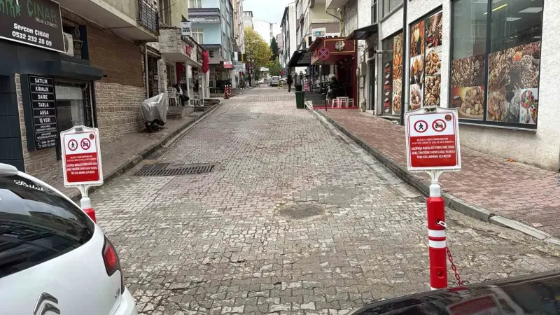 Bilecik'te Yunus Emre Sokak Araç Trafiğine Kapatıldı