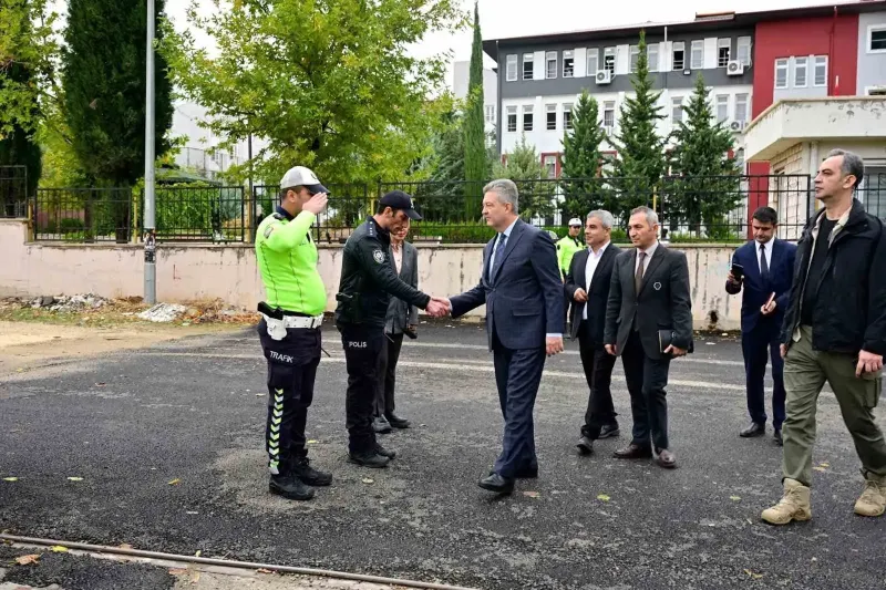 Adıyaman'da Öğrencilerin Güvenliği İçin Okullarda Polis Denetimi Yapıldı