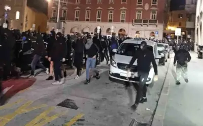 Hırvatistan'da Hajduk Split ve Ajax Taraftarları Çatıştı: 57 Gözaltı