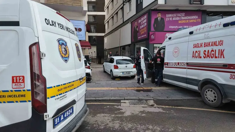 Niğde'de Yüksekten Düşen Şahıs Hayatını Kaybetti