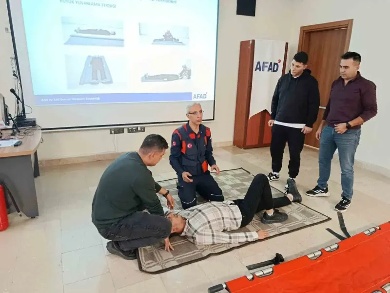 Elazığ'da Jandarma Personeline Arama Kurtarma Eğitimi