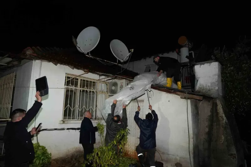 Antalya Kepez’de Şiddetli Sağanak Yağış Seferberliği Başlattı
