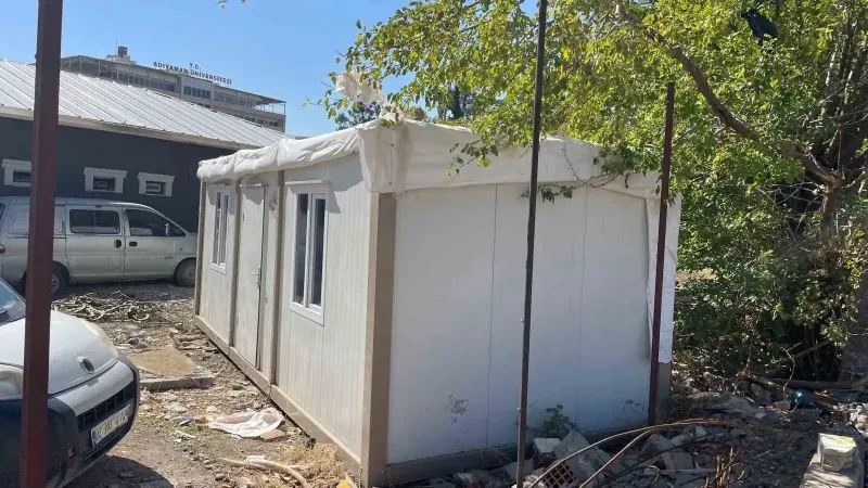 Adıyaman Merkezde Konteynerden Klima Hırsızlığı: Polis Şüphelilerin Peşinde