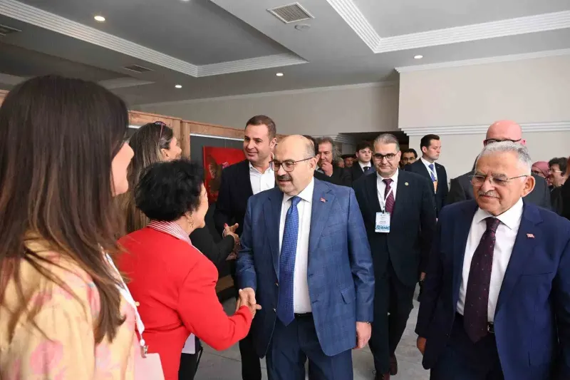 Türkiye Kent Konseyleri Balıkesir Buluşmasında Yeni Başkan Sevinç Baykan Özden Oldu