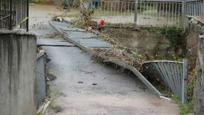 Şile Ahmetli Mahallesi’nde Sağanak Yağış Dereyi Taşırdı