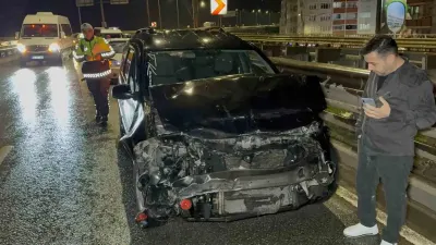 Samsun'da Düğüne Giden Hafif Ticari Araç Bariyere Çarptı: 1 Yaralı