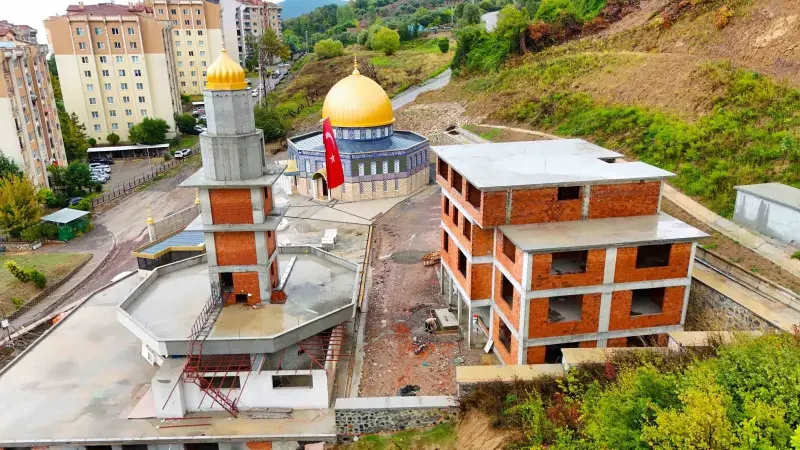 Karamürsel Aksa Camii İ inşaatına Kocaeli Büyükşehir Belediyesinden Büyük Malzeme Desteği