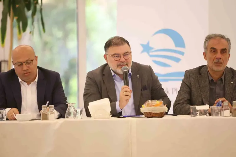 İzmir İl Başkanı Bilal Saygılı’dan Eğitime Destek Platformu’na Ziyaret