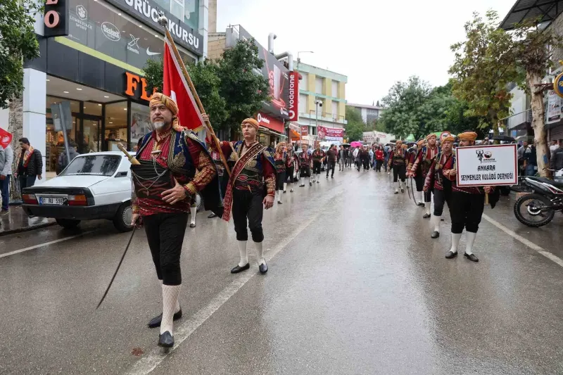 Adana Kozan Karakucak Güreşleri Yağmura Rağmen Coşkuyla Başladı