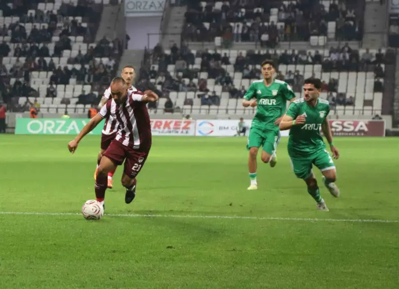 Elazığspor Kendi Sahasında Arnavutköy Belediyespor'u Net Skorla Geçti