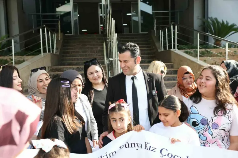 Mersin'de Kırsaldan Gelen Anne Ve Kızlar Unutulmaz Bir Gün Yaşadı