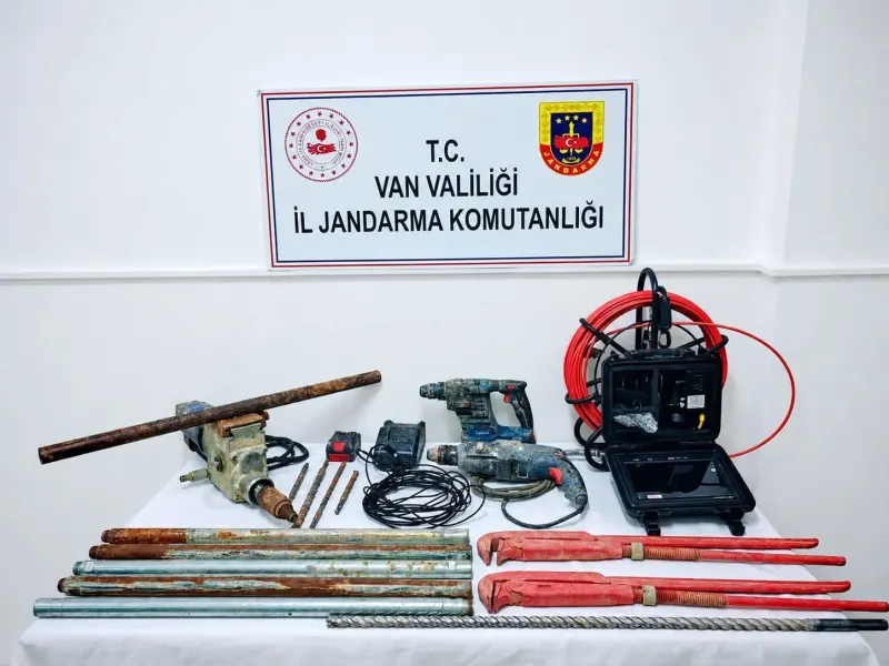 Van Çaldıran'da Sit Alanında Kaçak Kazı Yapan İki Şüpheli Yakalandı