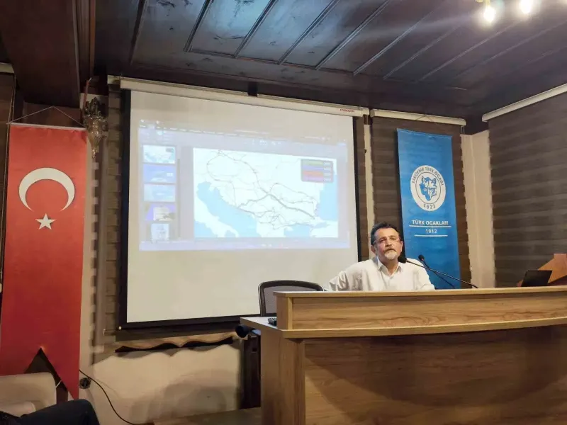 Balkanlar Ve Orta Avrupa Yolculuğunu Anlatan Doç. Dr. Hakan Değirmenci Deneyimlerini Paylaştı