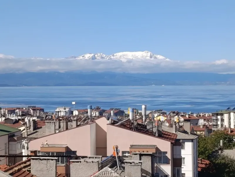 Konya'nın Simgesi Anamas Dağı'na Mevsimin İlk Karı Yağdı
