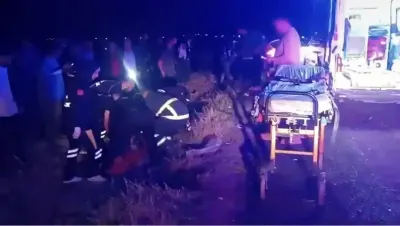 Mardin'de Otomobil ve Motosiklet Çarpıştı: 1'i Ağır İki Yaralı