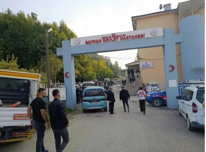 Siirt'te Traktörün Altında Kalan Genç Sağlık Çalışanı Hayatını Kaybetti