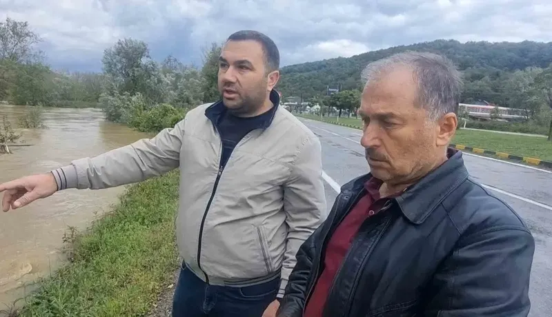 Zonguldak Çaycuma'da Yoğun Yağış Sonucu İş Yerlerini Su Bastı