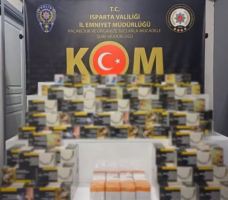 Isparta'da Kaçakçılık Operasyonu: Binlerce Makaron ve Sigara Ele Geçirildi
