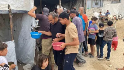Hakkari Yüksekova'da Gazze İçin Kurulan Hayır Çarşısı Geliri İhtiyaç Sahiplerine Ulaştı