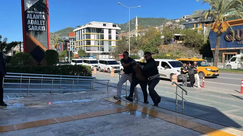 Alanya'da Şantaj ve Tefecilik Operasyonunda 6 Tutuklama