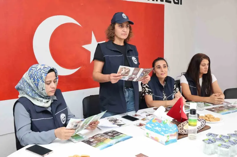 Hatay Büyükşehir Belediyesi Ücretsiz Tarımsal Hizmetleri 15 İlçede Sürdürüyor