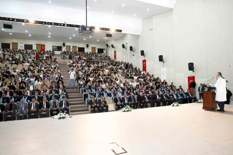 Bitlis Eren Üniversitesinde 2026-2027 Akademik Yılı Açılış Töreni Düzenlendi