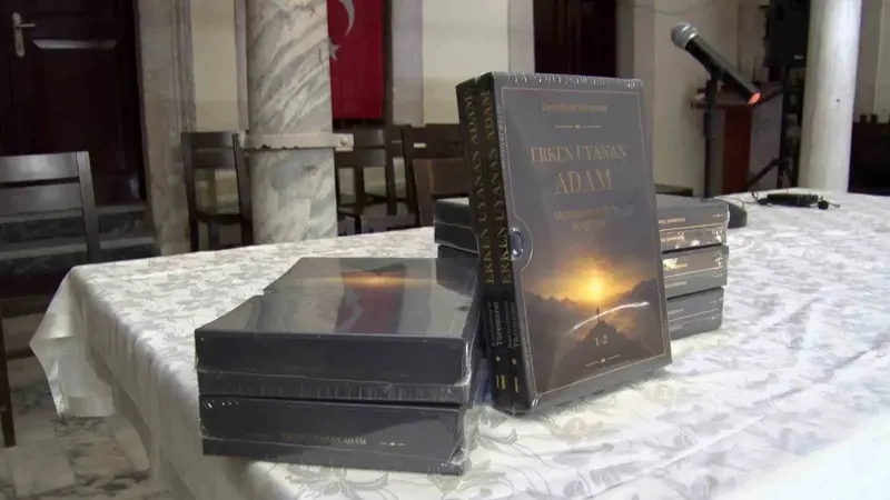 Muhammed Salih’in Yaşamını Konu Alan Erken Uyanan Adam İstanbul’da Tanıtıldı