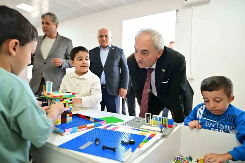 Kepez Belediyesi Mavi Dünya Parkı Özel Çocuklara Umut Oluyor