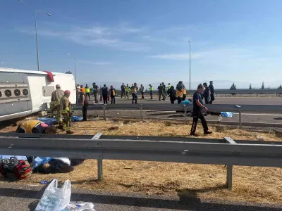Manisa Akhisar Otoyolunda Feci Kaza: 11 Ölü, 26 Yaralı