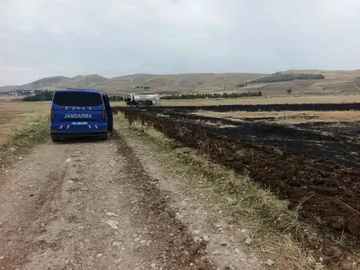 Siirt'te Tarlasında Anız Yakan Çiftçiye Jandarmadan Ceza İşlemi