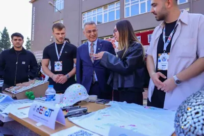 İlkadım Belediyesi Gençlerin Eğitim Ve Spor Alanındaki Gelişimini Destekliyor