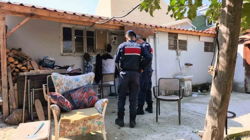 Bursa İnegöl'de Evinde Hareketsiz Bulunan Yaşlı Adam Hayatını Kaybetti