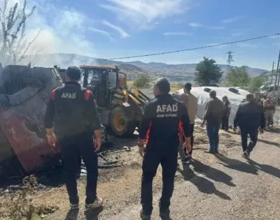 Tunceli Beldesindeki Ahır Yangını İtfaiye Ekiplerince Söndürüldü