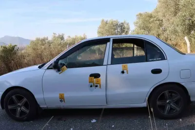 İzmir Kemalpaşa'da Otomobilde Silahlı Saldırı: 1 Kişi Hayatını Kaybetti
