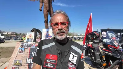 Silivri’de Binlerce Motosikletli Hayatını Kaybeden Arkadaşlarını Anmak İçin Sürüş Düzenledi