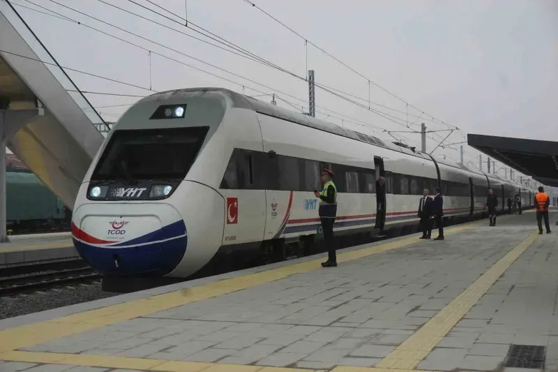 Edirne ve Çerkezköy Arasında Hızlı Tren Seferleri Başladı
