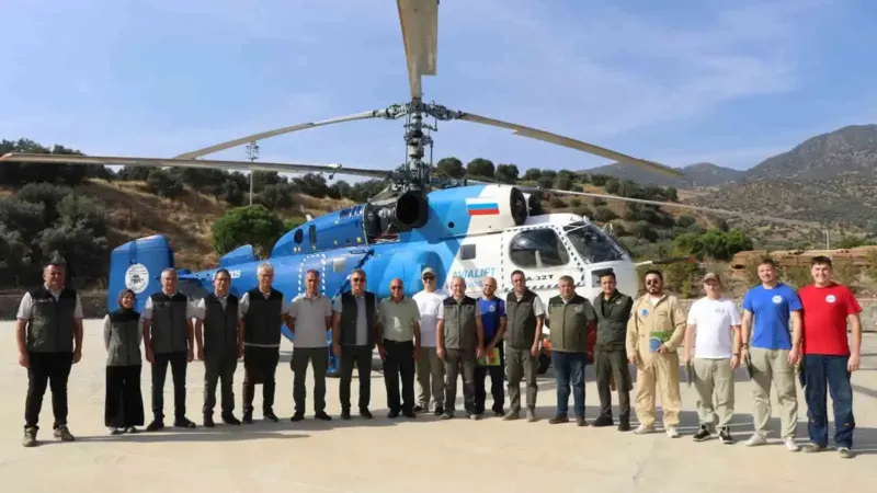 Muğla'da Yangınla Mücadele Eden Hava Ekiplerine Teşekkür Belgesi Verildi