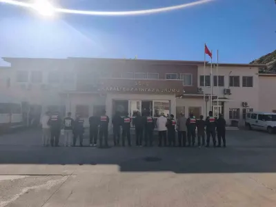 Kuşadası'nda Jandarma Operasyonuyla On Bir Firari Hükümlü Yakalandı