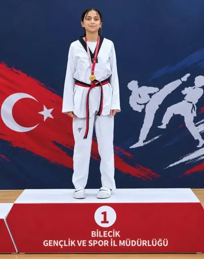 Bilecikli Taekwondocu Duru Sükeyna Göçen Millî Takım Seçmelerine Katılacak