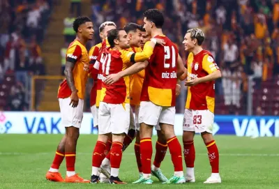 Galatasaray, UEFA Şampiyonlar Ligi Mücadelesinde Barcelona'yı Ağırlıyor
