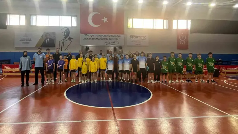 Eskişehir'de Yıldızlar Kulüplü Takım ve Ferdi Müsabakaları Sona Erdi