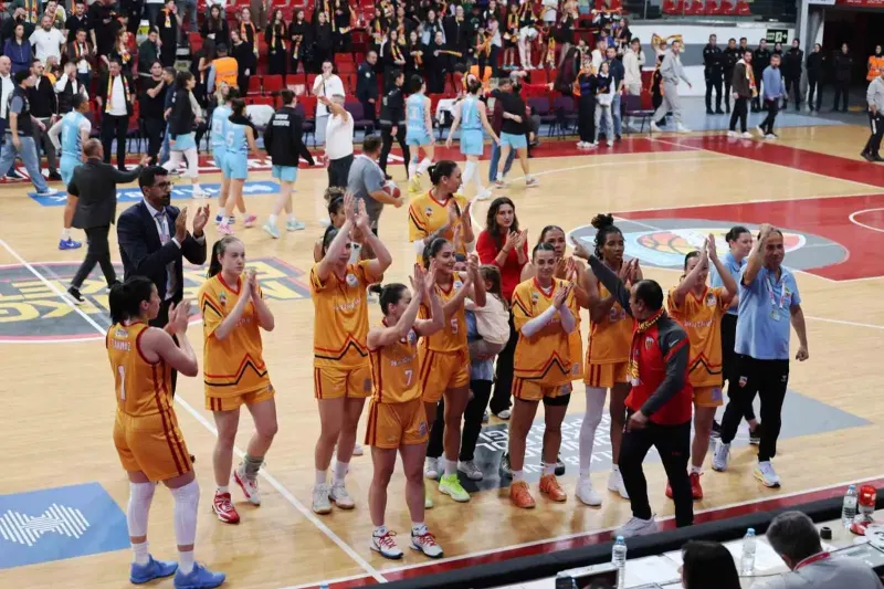 Melikgazi Kayseri Basketbol Takımı Fenerbahçe Deplasmanında İkinci Yenilgisini Aldı